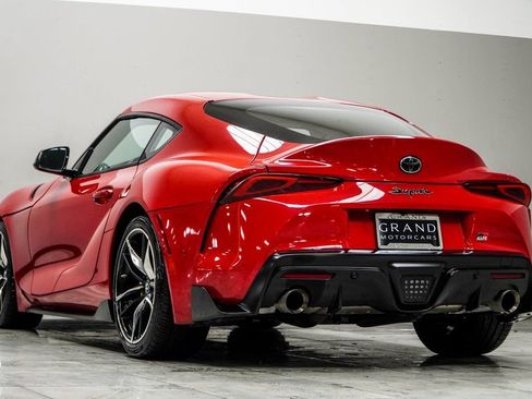 Used 2021 Toyota Supra w/ Safety & Technology Package RWD image 13