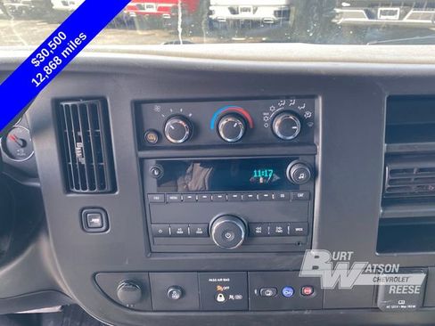 Used 2024 Chevrolet Express 2500 image 19