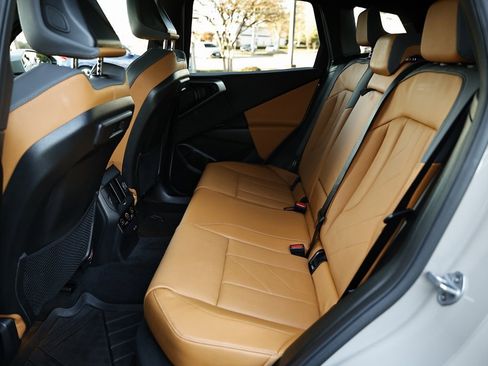 Certified 2025 BMW X3 xDrive30i w/ M Sport Package image 24