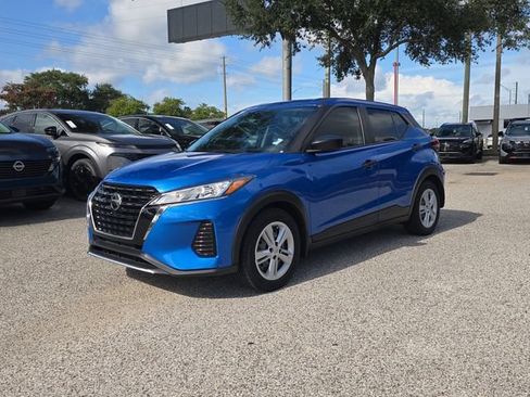 Certified 2021 Nissan Kicks S FWD image 4