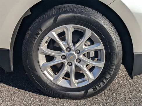 Used 2018 Chevrolet Equinox LT w/ Sun & Infotainment Package image 19