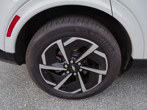 Used 2024 Chevrolet Equinox EV LT FWD image 33