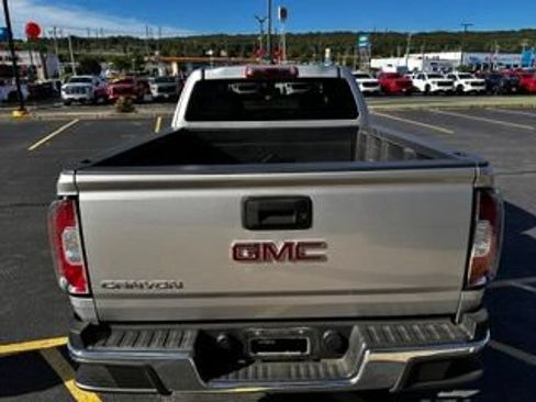Used 2016 GMC Canyon W/T w/ Convenience Package RWD image 8