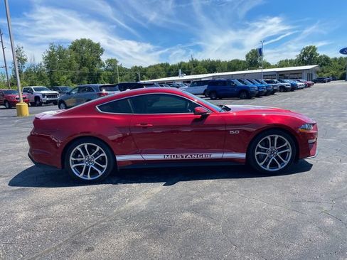 Used 2019 Ford Mustang GT Premium w/ Equipment Group 401A RWD image 12