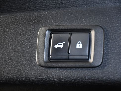 Used 2023 Mitsubishi Outlander SE AWD/4WD image 51