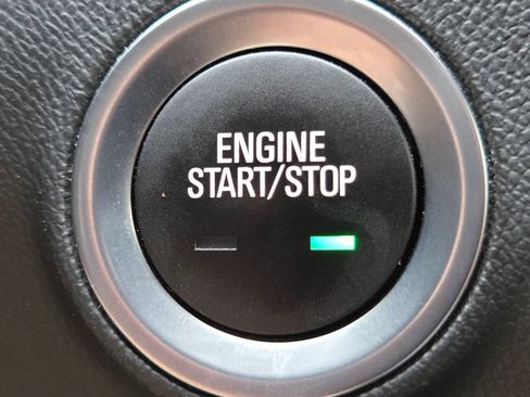 Used 2023 GMC Terrain SLE w/ Driver Convenience Package AWD/4WD image 37