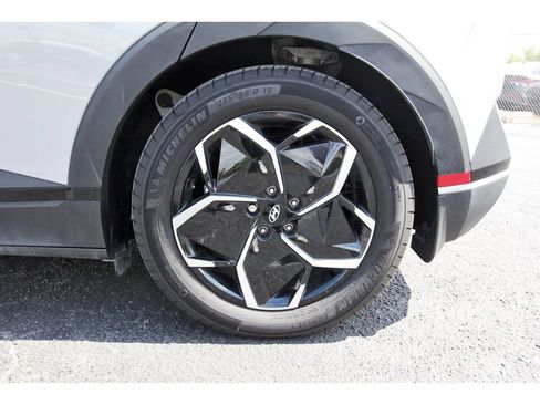 Used 2024 Hyundai Ioniq 5 SEL image 33