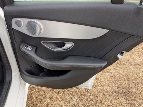 Used 2018 Mercedes-Benz C 300 4MATIC Sedan image 34