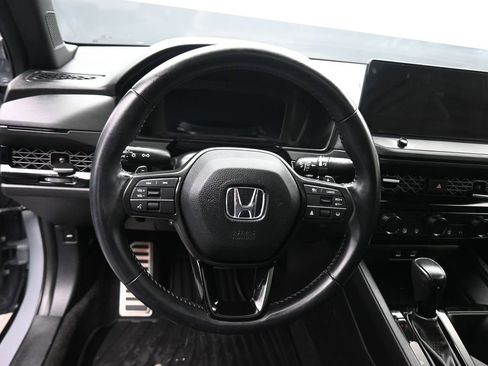 Used 2023 Honda Accord Sport image 14