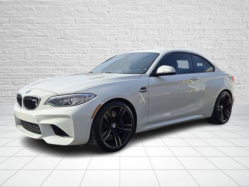 Used 2017 BMW M2 image 3