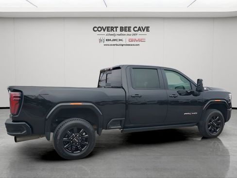 Used 2024 GMC Sierra 3500 AT4 w/ AT4 Premium Plus Package image 10