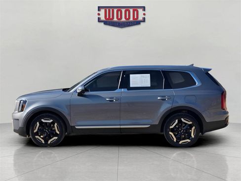 Used 2023 Kia Telluride S w/ S Sunroof Package image 5