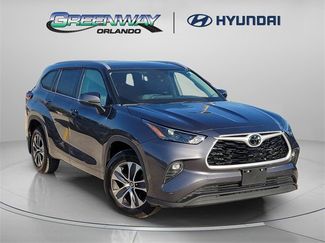 Used 2024 Toyota Highlander XLE 360° Tour