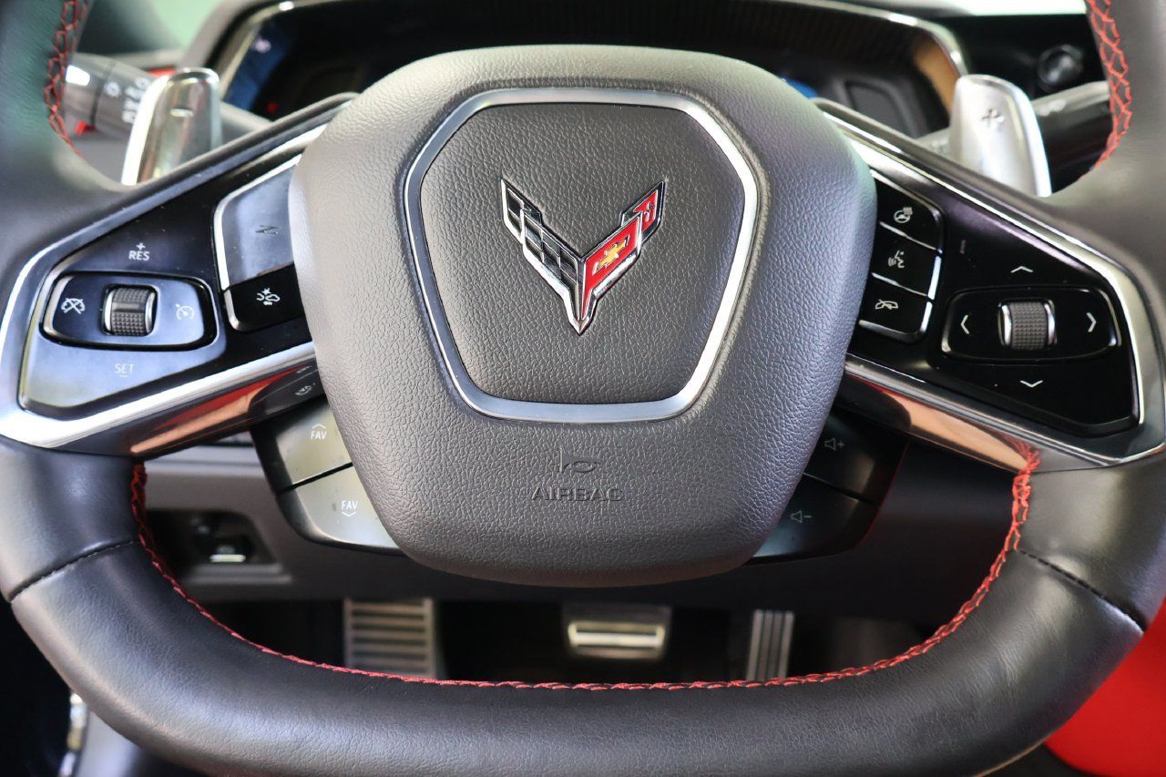 Used 2024 Chevrolet Corvette Stingray Preferred Cpe w/ 2LT RWD image 25