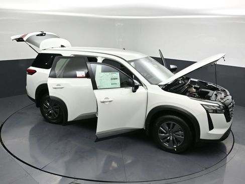 New 2026 Nissan Pathfinder S AWD/4WD image 31