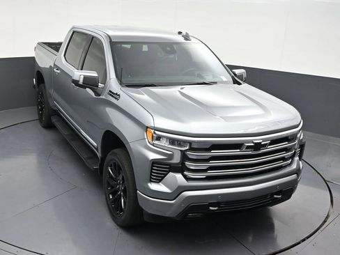 Used 2024 Chevrolet Silverado 1500 High Country w/ Technology Package RWD image 25
