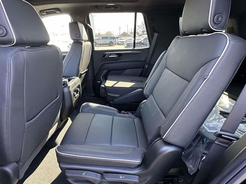 New 2026 Chevrolet Tahoe Premier w/ Sun And Tow Package AWD/4WD image 12