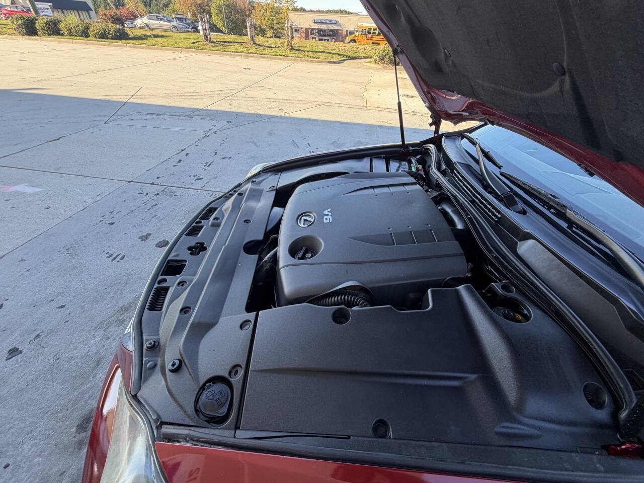 Used 2010 Lexus IS 250C w/ Luxury Pkg RWD image 38