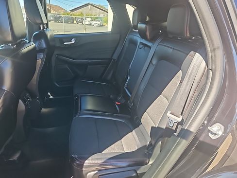 Used 2025 Ford Escape ST-Line FWD image 9
