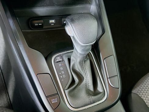 Used 2025 Kia Soul LX w/ LX Technology Package image 24