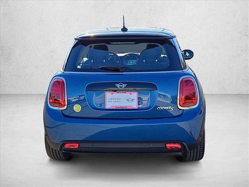 Certified 2024 MINI Cooper SE image 7
