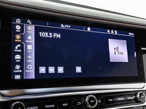 Used 2021 Bentley Continental GT image 22