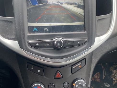 Used 2017 Chevrolet Sonic LT image 28