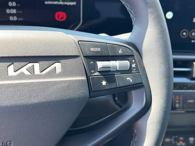 New 2026 Kia Sportage SX FWD image 23