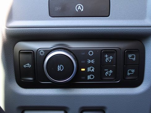 Used 2025 Ford F150 XLT w/ Equipment Group 303A High image 25