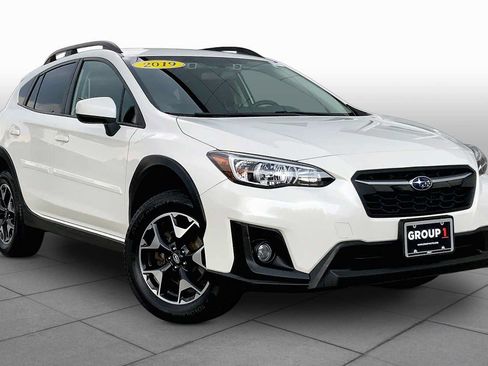Used 2019 Subaru Crosstrek 2.0i Premium w/ Eyesight System AWD/4WD image 3