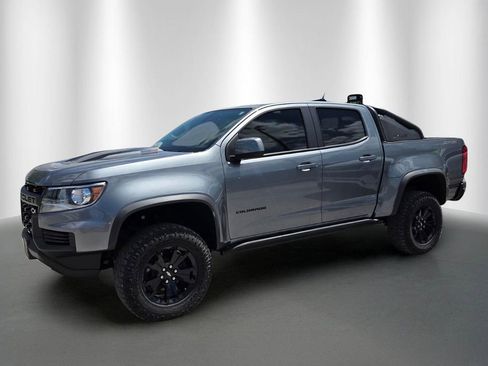 Used 2022 Chevrolet Colorado ZR2 w/ ZR2 Dusk Special Edition AWD/4WD image 2