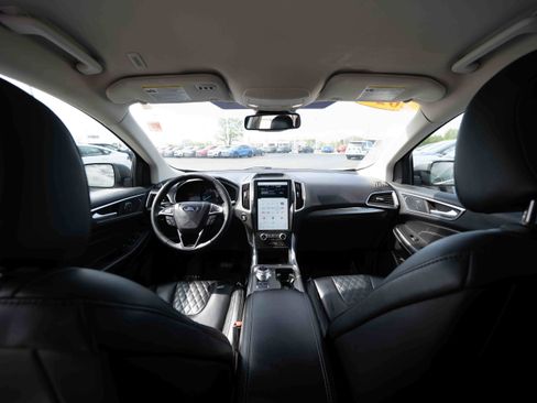 Used 2024 Ford Edge Titanium AWD/4WD image 19