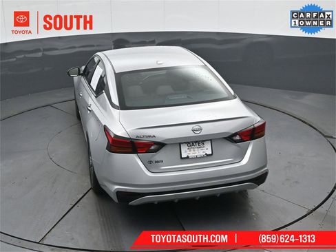 Used 2025 Nissan Altima 2.5 SV image 41
