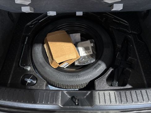 Used 2024 MAZDA CX-30 AWD 2.5 S w/ Preferred Package image 16