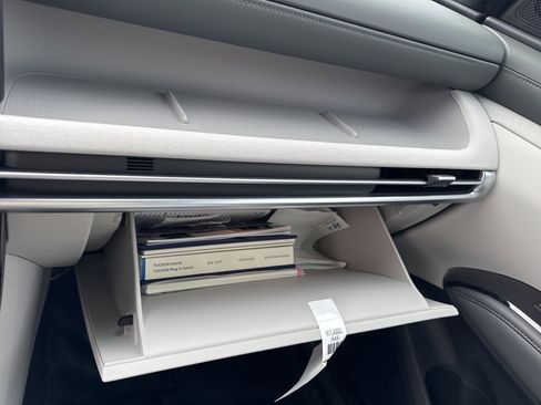 Used 2025 Hyundai Tucson Limited image 34