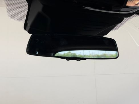 New 2026 BMW X5 xDrive50e w/ Executive Package image 19