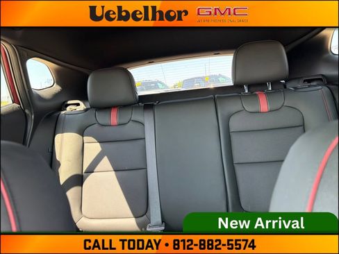 Used 2024 Chevrolet Trax RS w/ Driver Confidence Package FWD image 19