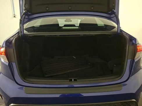 Used 2021 Toyota Corolla SE w/ Carpet Mat Package (TMS) image 29