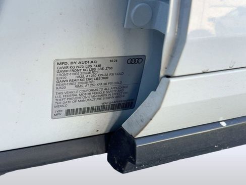 Used 2025 Audi Q5 2.0T Premium w/ Convenience Plus Package image 20