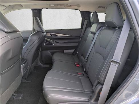 Used 2026 INFINITI QX60 Luxe w/ Cargo Package FWD image 18