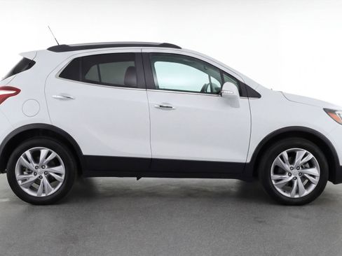 Used 2025 Buick Encore GX Preferred image 11