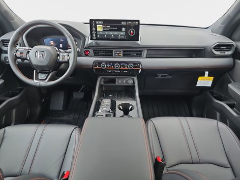 New 2026 Honda Pilot TrailSport image 9
