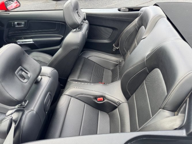 Used 2018 Ford Mustang Premium w/ Equipment Group 201A RWD image 15
