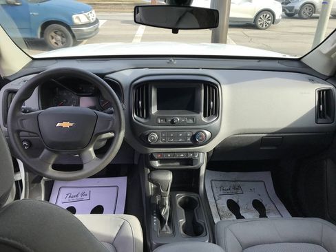 Used 2021 Chevrolet Colorado W/T RWD image 10