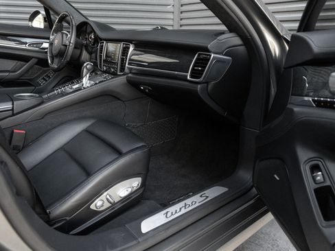 Certified 2014 Porsche Panamera Turbo S image 35