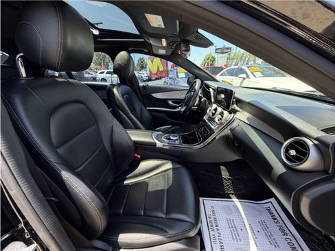 Used 2019 Mercedes-Benz C 300 Sedan image 32