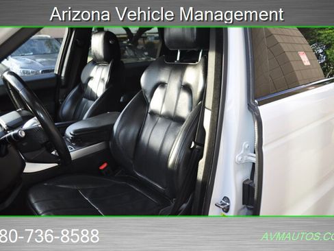 Used 2015 Land Rover Range Rover Sport HSE image 17