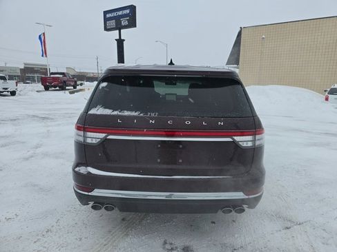 Used 2024 Lincoln Aviator Reserve w/ Equipment Group 201A image 5