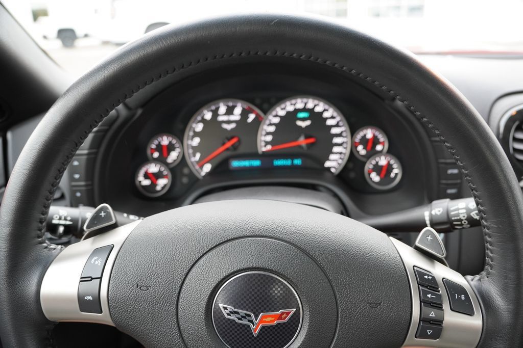 Used 2011 Chevrolet Corvette Grand Sport w/ Preferred Equipment Group RWD image 21