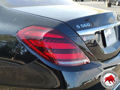 Used 2019 Mercedes-Benz S 560 Sedan image 12